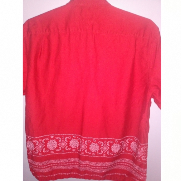 Tommy Hilfiger men's L red bandana button shirt - Picture 4 of 4